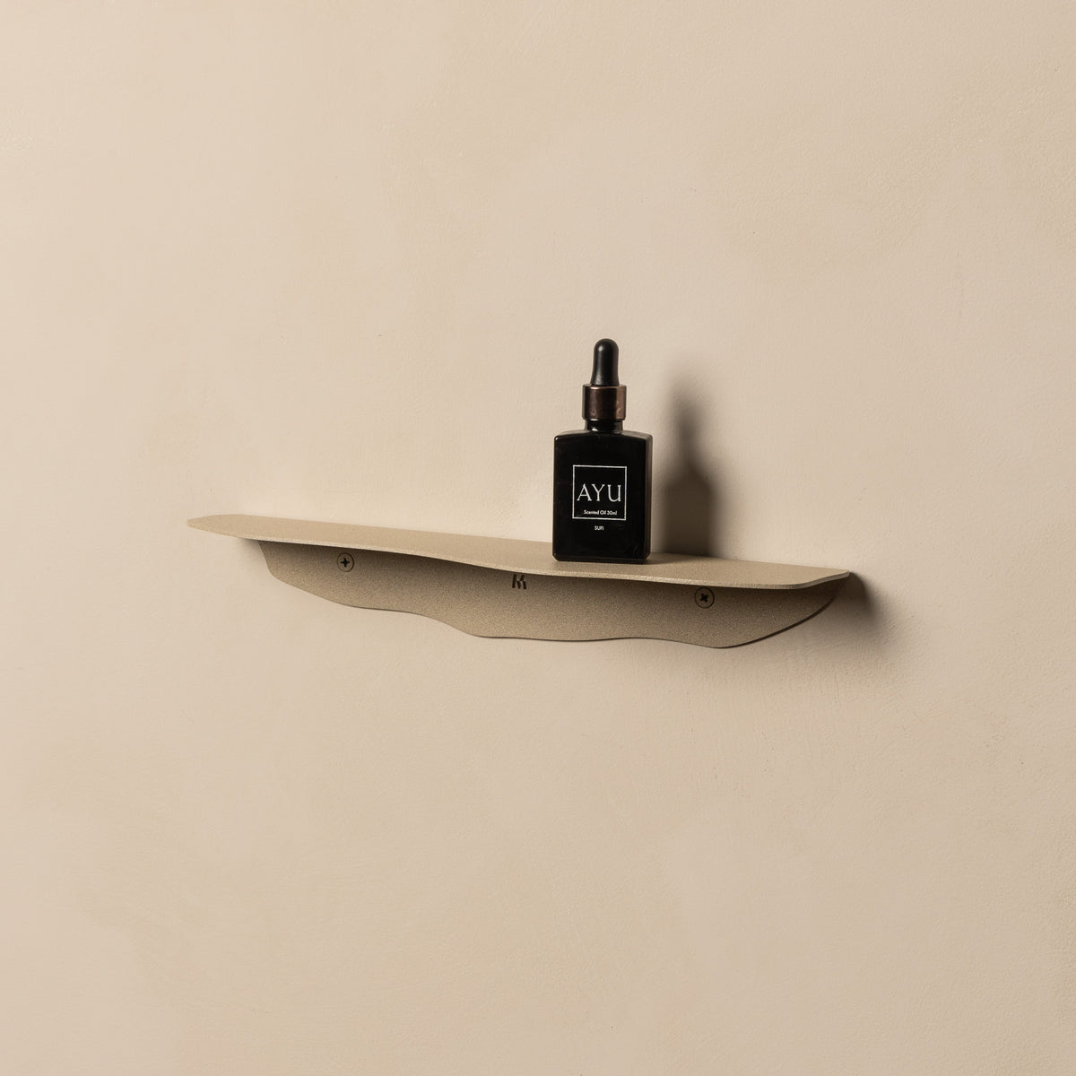 FOLD Wavy Shelf 350 — Limestone