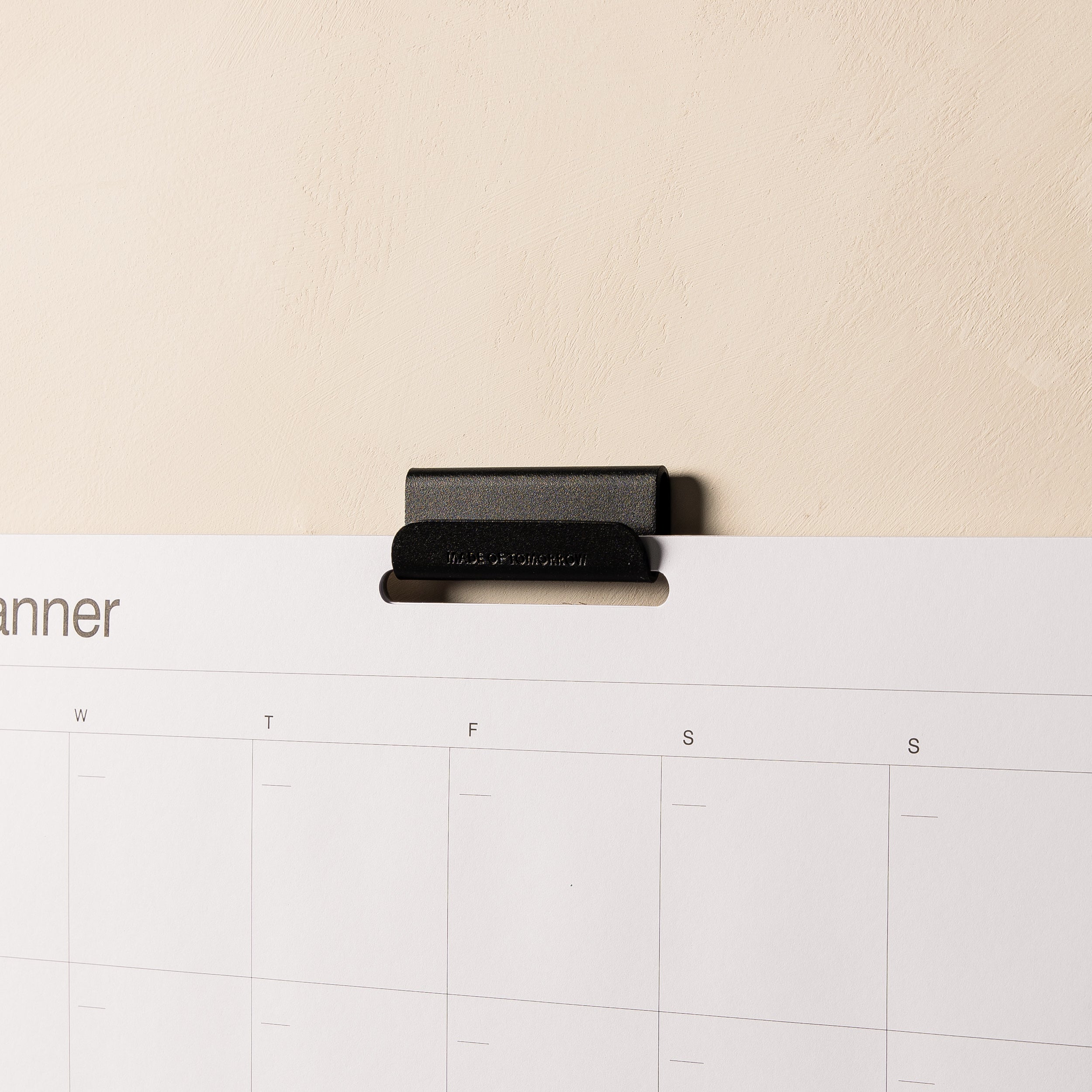 Black FOLD Display Hook