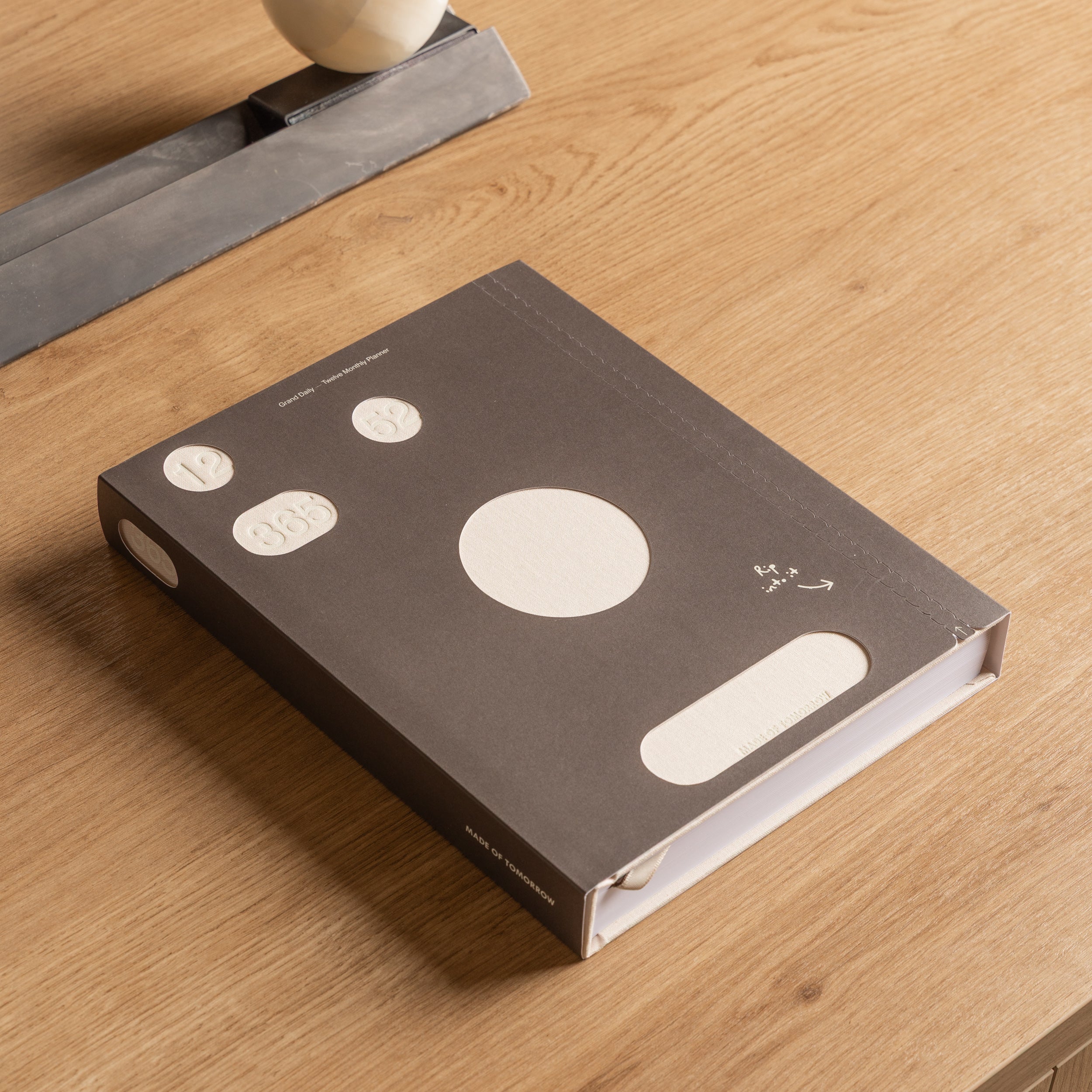 Twelve Monthly Planner - Grand Daily
