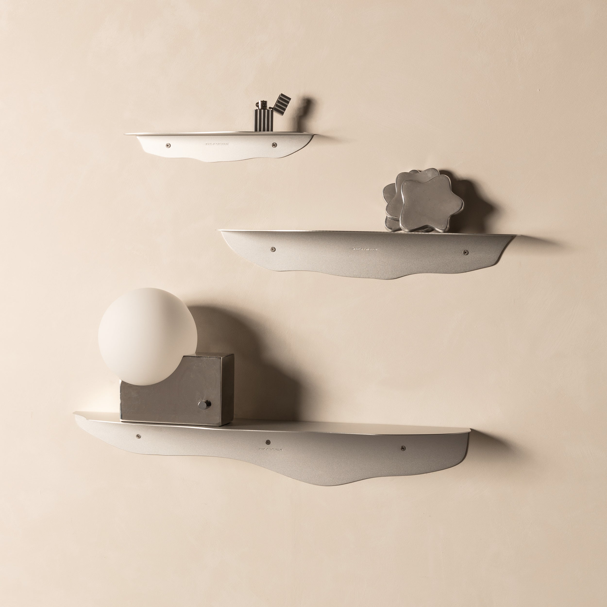 FOLD Wavy Shelf 350